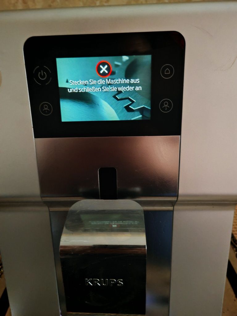 Krups Intuition Preference+ Silver EA875E
0
Начална страница

Битова т