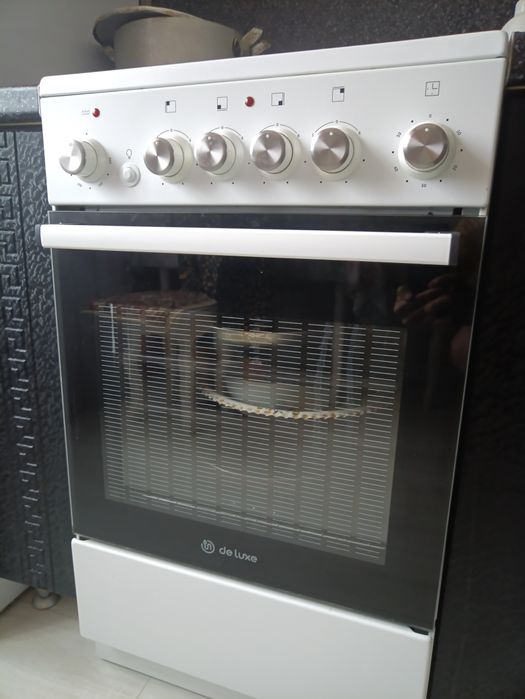 Продам электроплиту