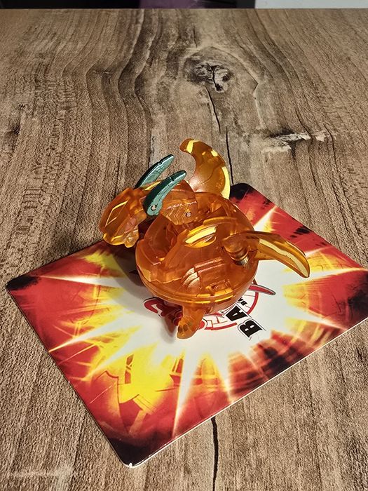 Bakugan Original Translucent Aquos Hyper Dragonoid
