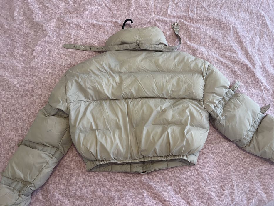 Сладурско бежово якенце HOERMANSEDER