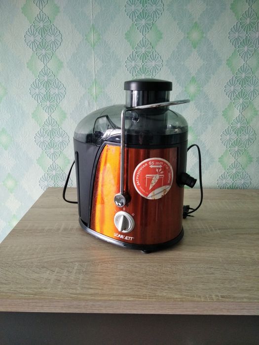 Продам соковыжималку