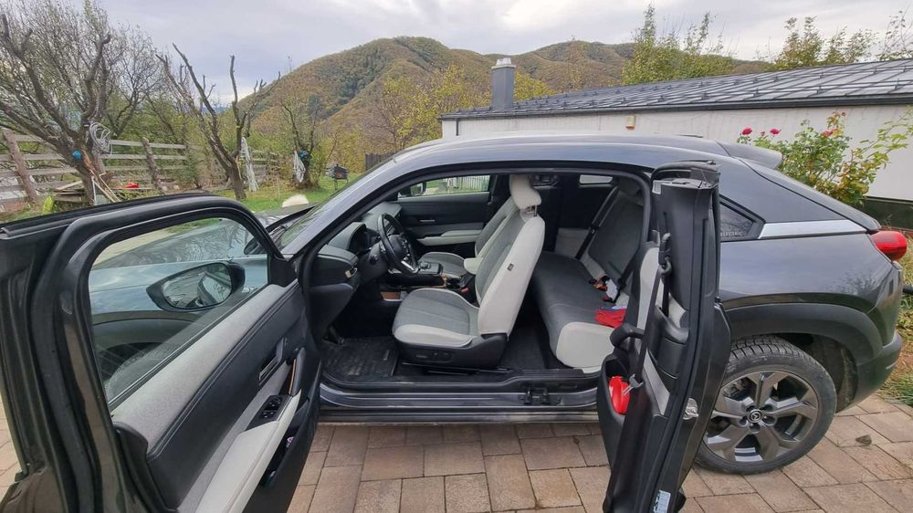 MAZDA MX-30 GT Plus - Luxury Modern