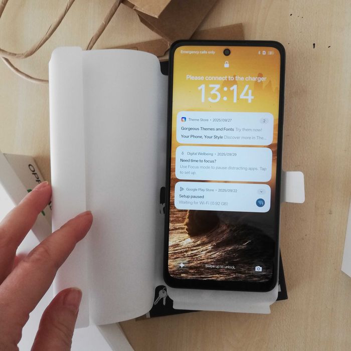 Чисто нов телефон + Подарък протектор! Oppo A5x 4G 128 GB 4 GB RAM
