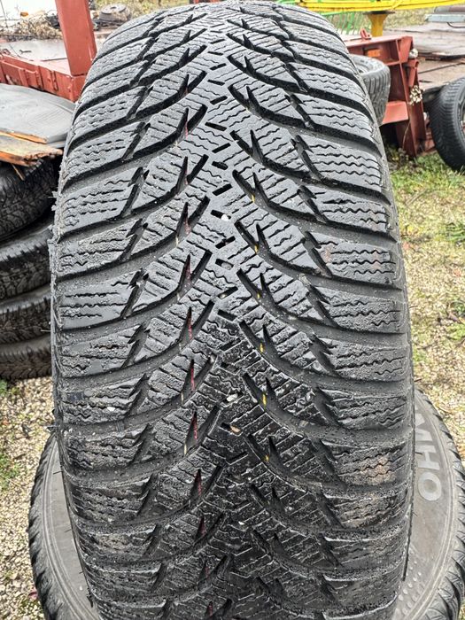 4 бр.зимни гуми 16 цола  215/65/16 KUMHO