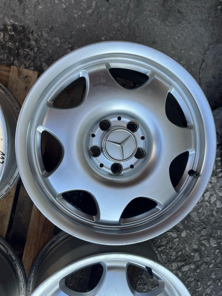 Оригинални Джанти 16'' MERCEDES-BENZ E A211401 et42 7,5j ном 112