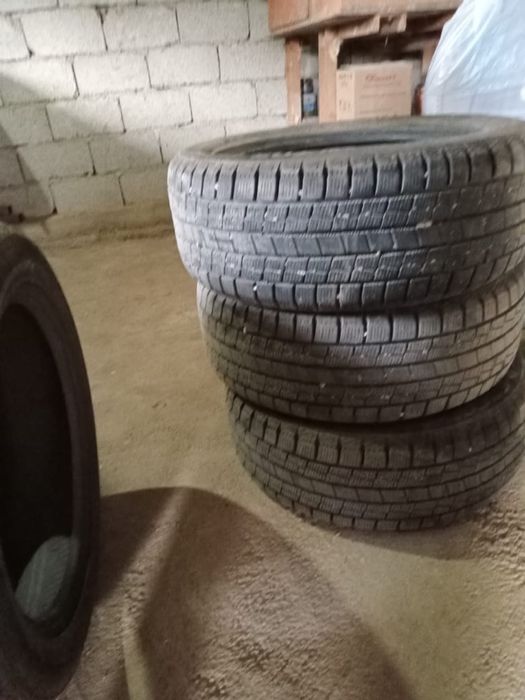 Продаю колесо зимный