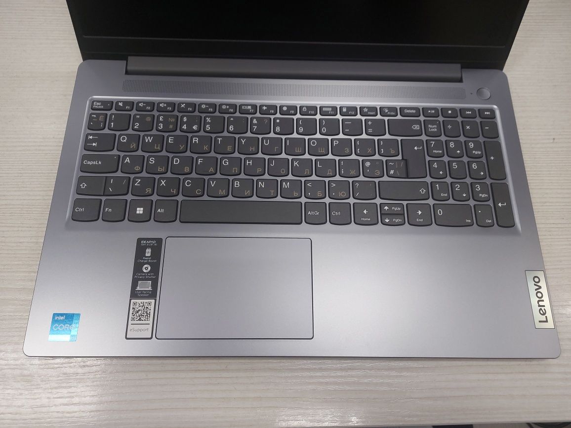 Новые Lenovo (Core i3-1315u, 8 Gb DDR5, 256 Gb SSD)