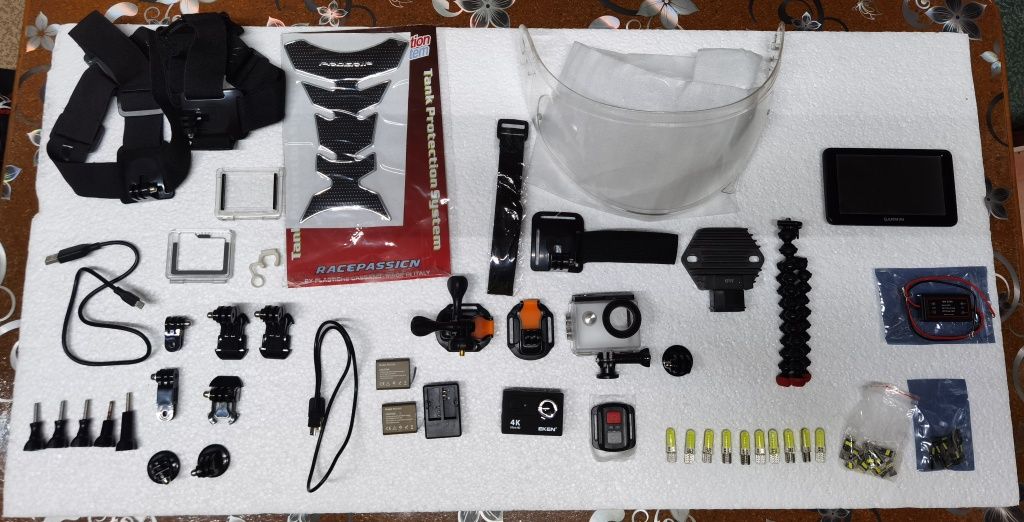 Gopro, Каска, Ботуши и аксесоари