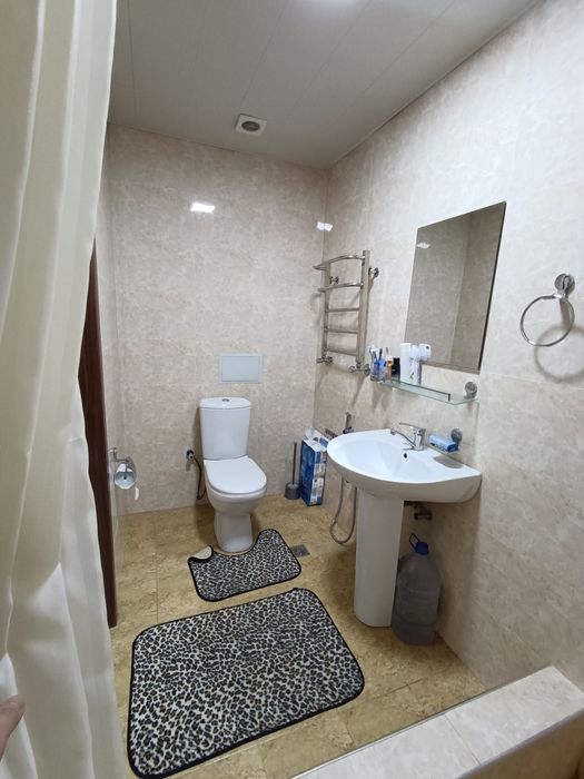 2 xonali uy. 65 kv. Navastroyka Sergeli mowina bozori