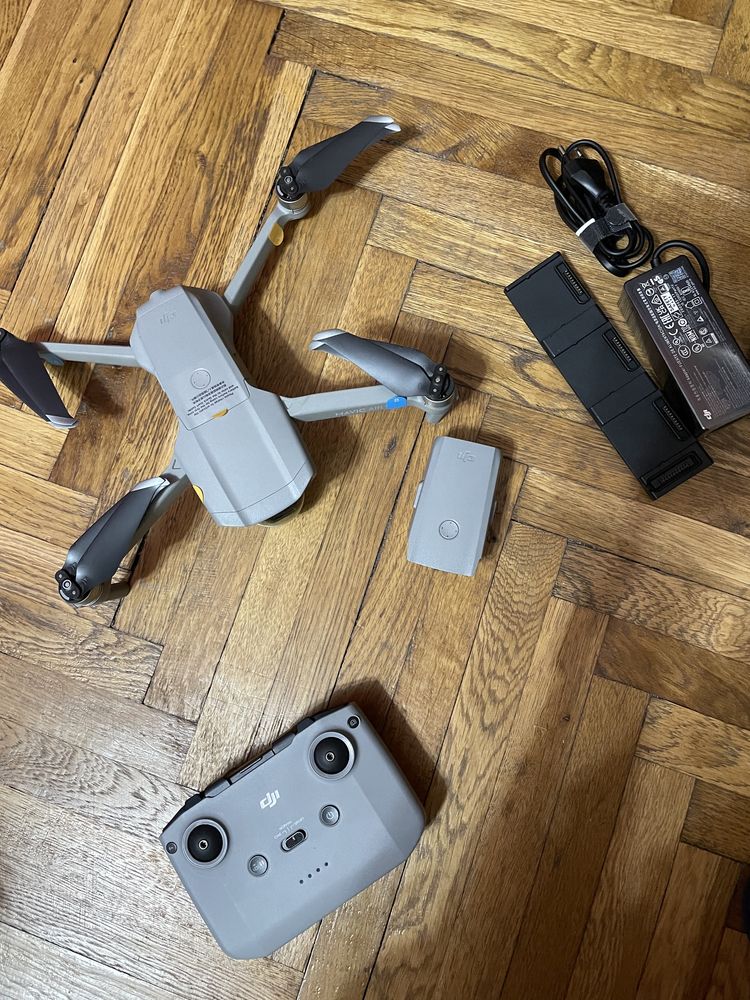 Drona DJI Mavic Air2