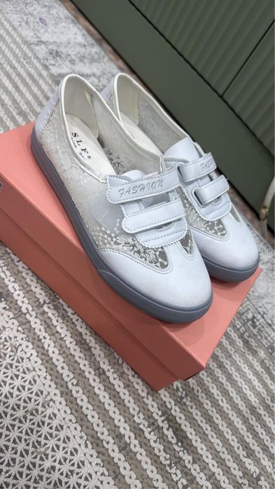 Продам обувь.