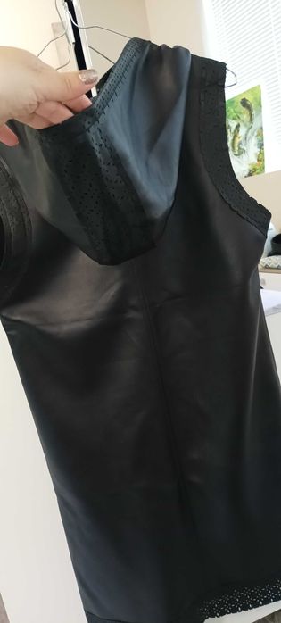 Кожена туника-рокля с качулка