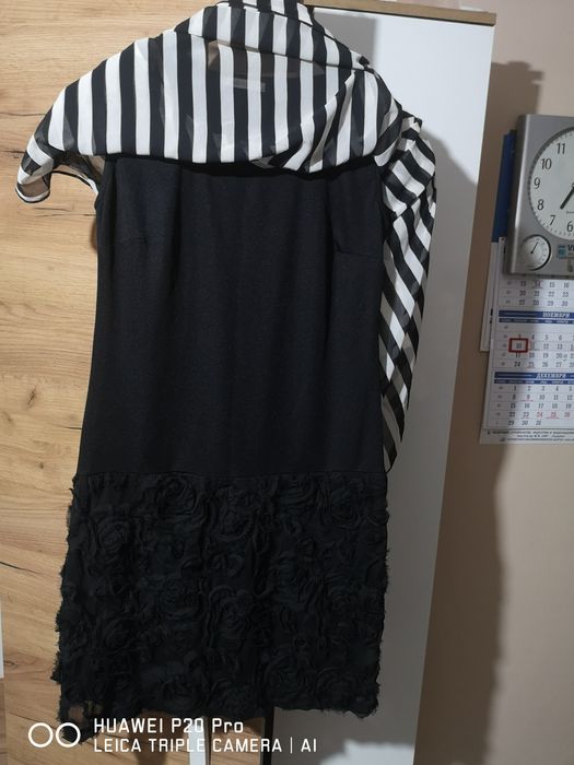 Рокли нови може да се обличат две части са