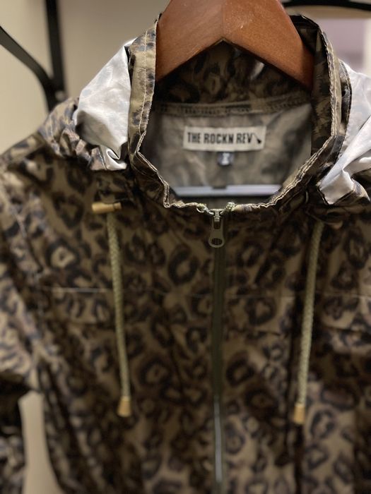 Haina  geaca superba de toamna