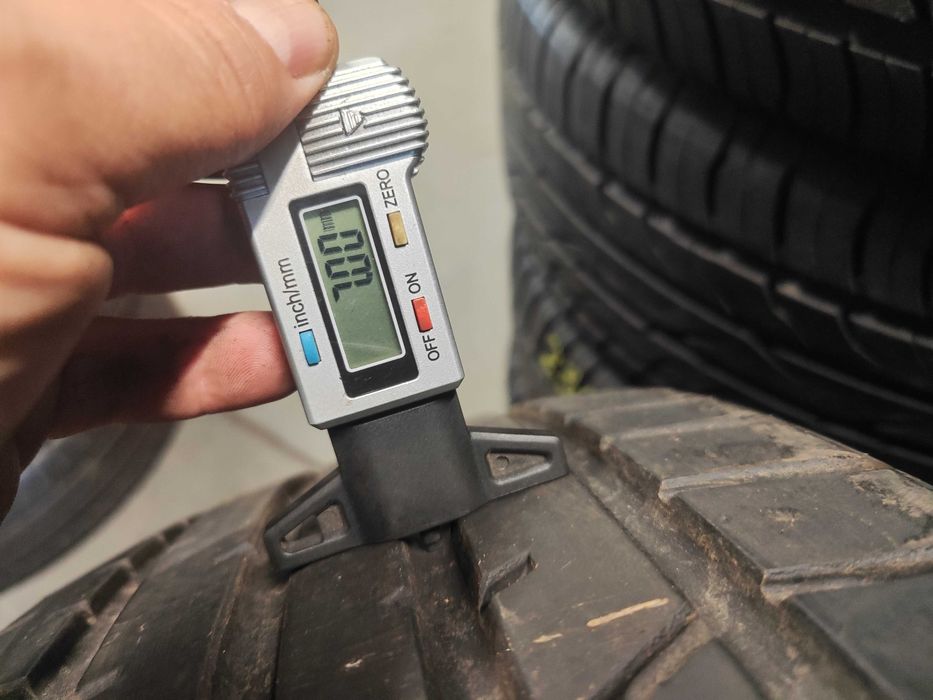 4бр.летни гуми 225/55/19 Toyo