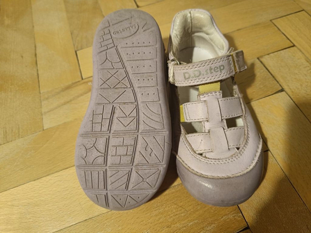 Кожени сандали D.D Step , 24ти номер