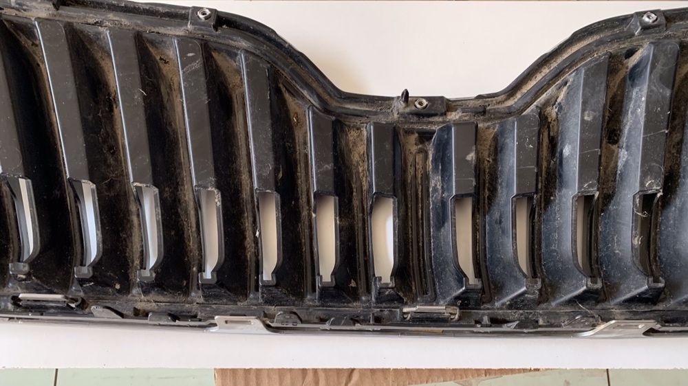 Решетка за Skoda Superb