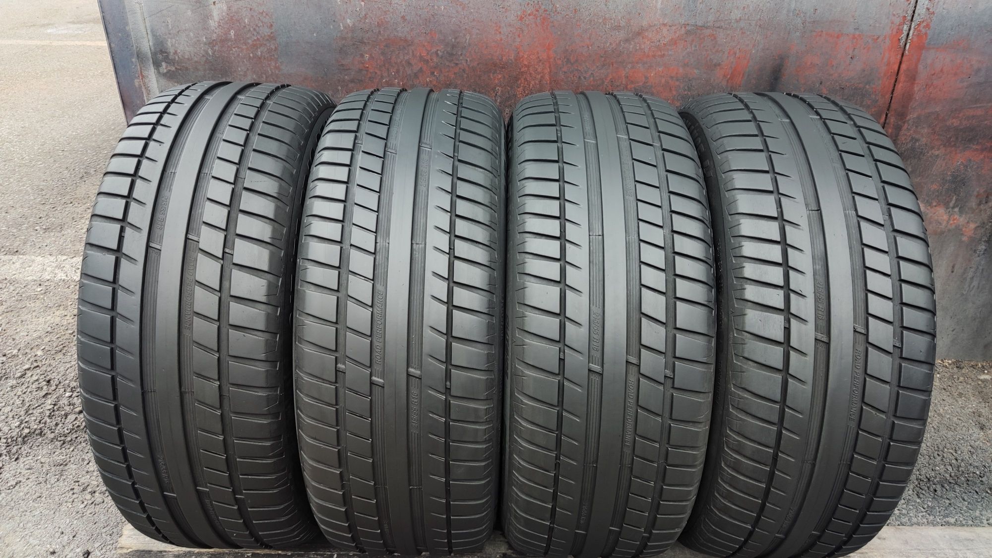 4бр. летни гуми 215/55/16 Riken
dot20
6.8mm
Много добро състояние на г