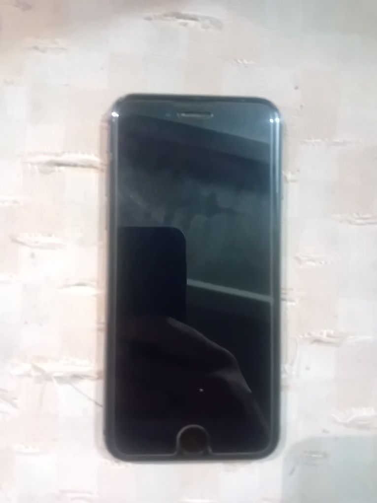 Iphone 8 256gb перфектен