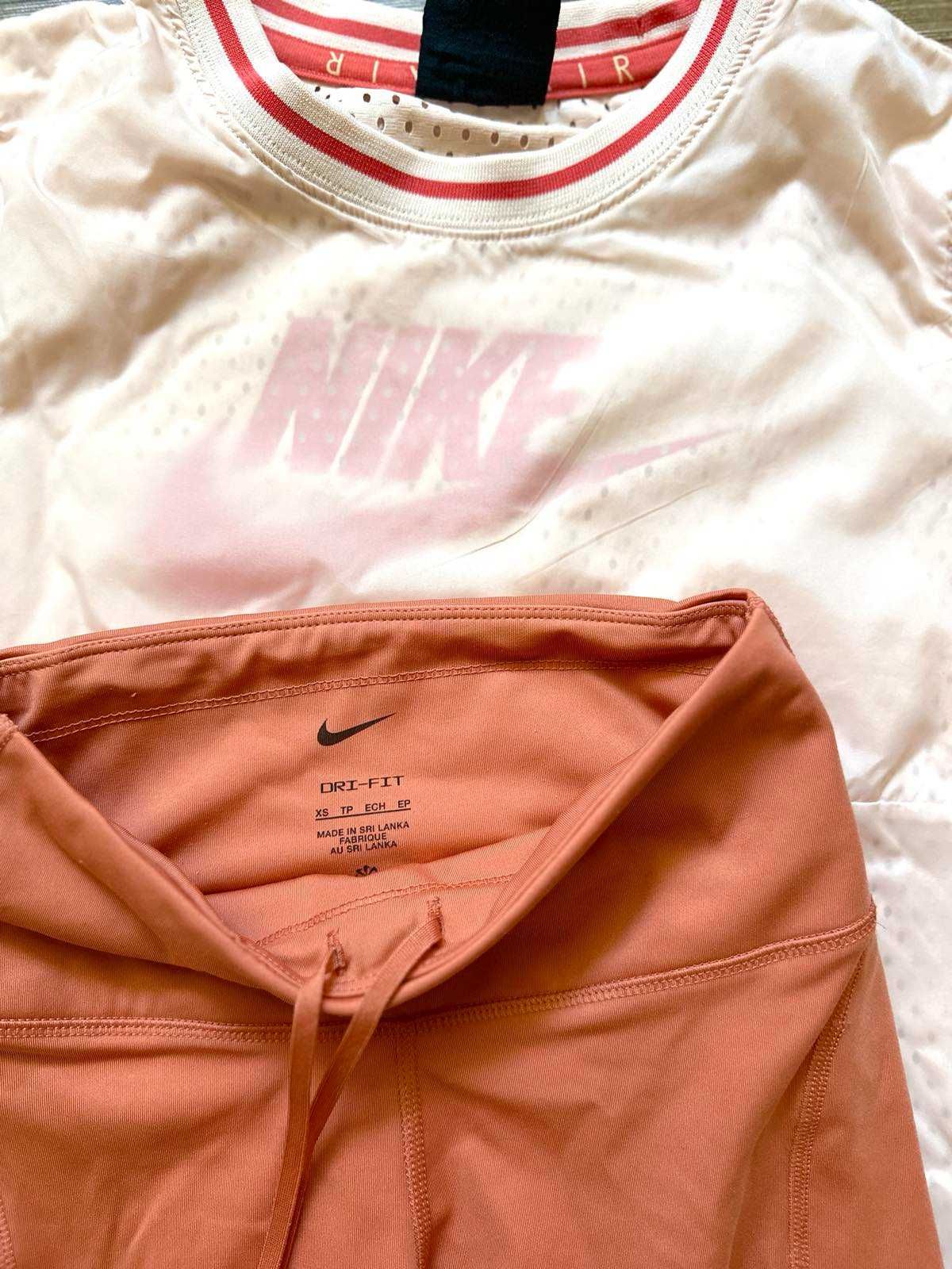 Спортен топ Nike, размер М за ръст до 146 см.
