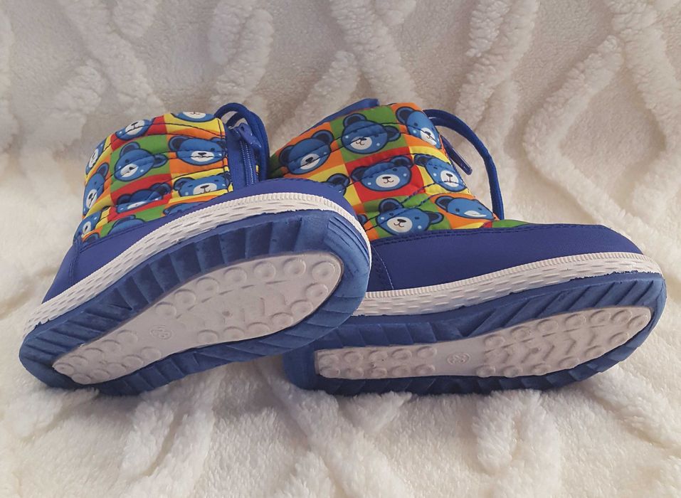 Детски апрески / ботуши - 23 номер