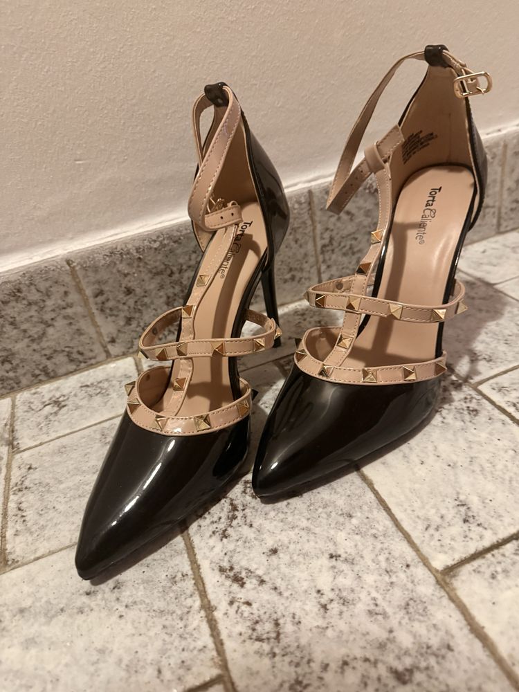Pantofi eleganti cu toc