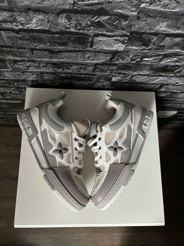 Louis Vuitton Skate Grey