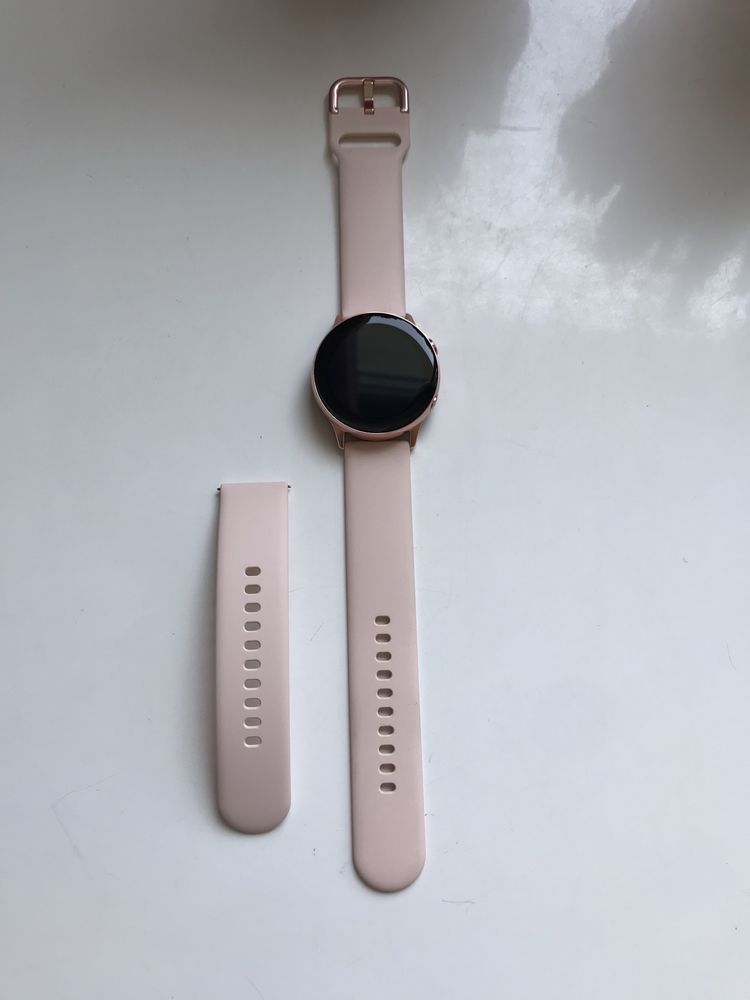 Часовник samsung galaxy watch active