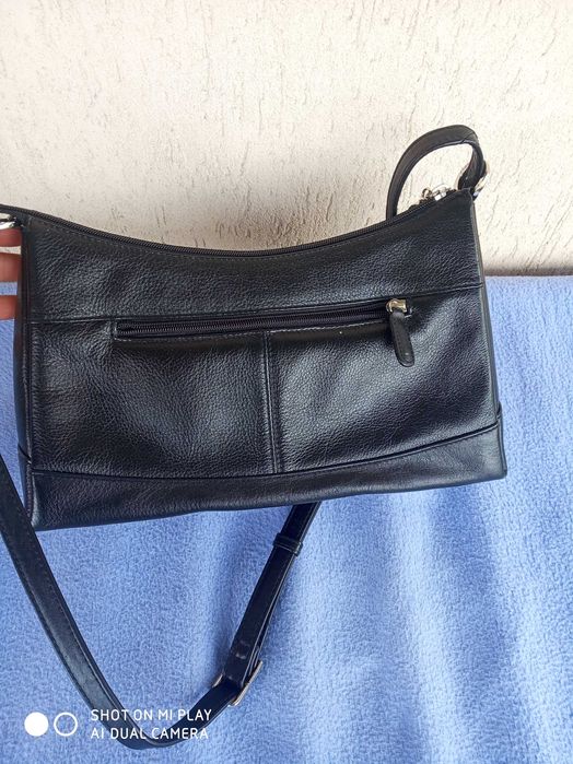 Y not, Picard и Venezia-естествена кожа.