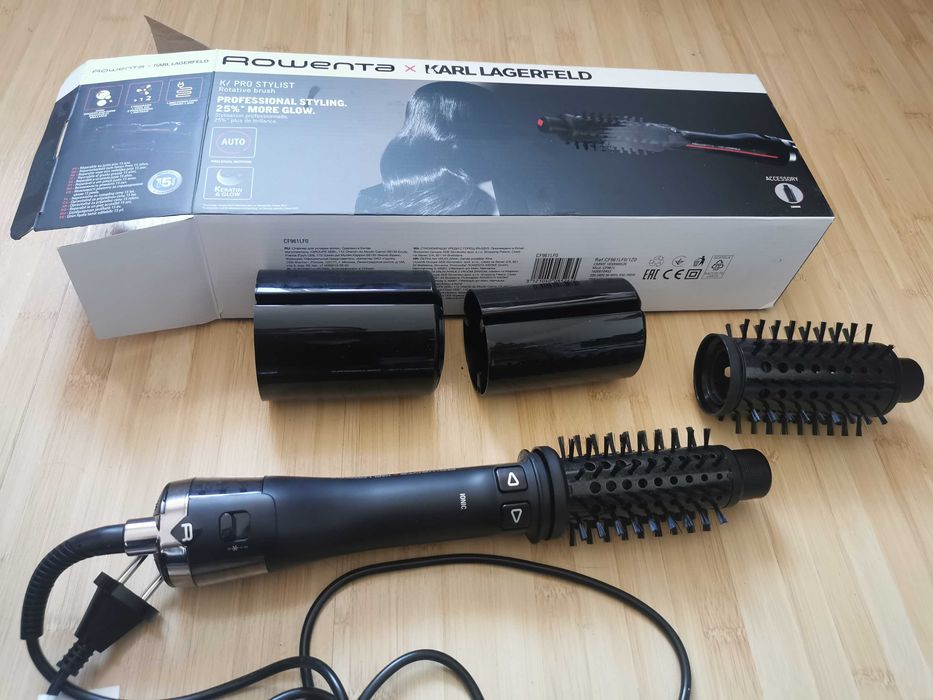 Perie rotativa  Rowenta x Karl Lagerfeld Pro Stylist  CF961LF0
