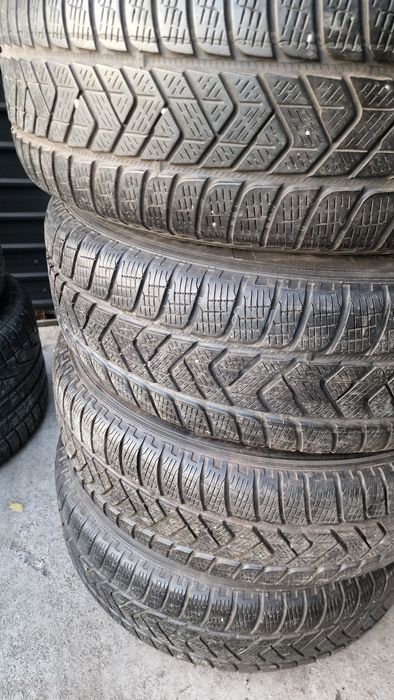215 65 17 Pirelli Seal 4 anvelope iarna ca noi