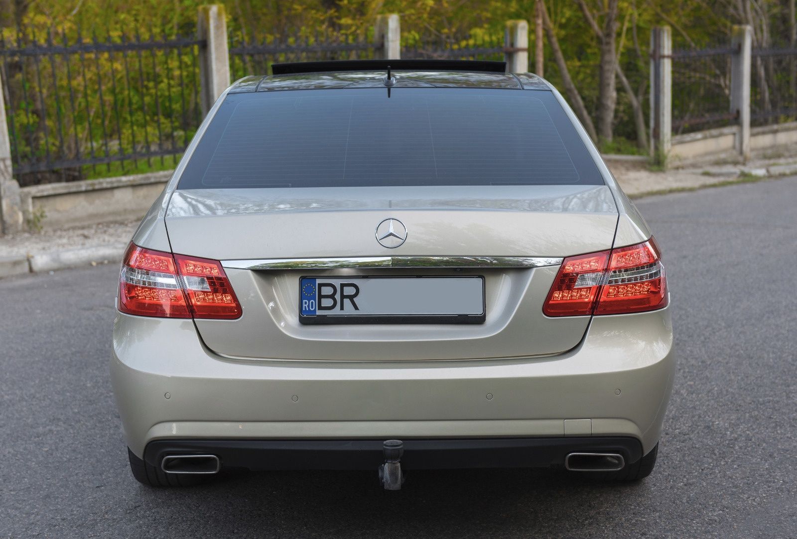 Mercedes E350   An 2010 EURO 5 Accept variante auto/imobiliare