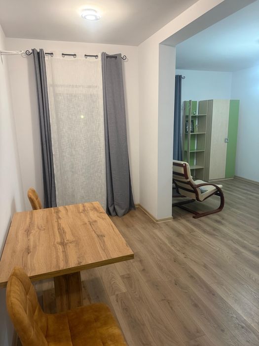 Proprietar Inchiriez Apartament cu o camera Torontalului