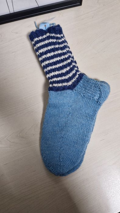 Set.sosete si manusi tricotate