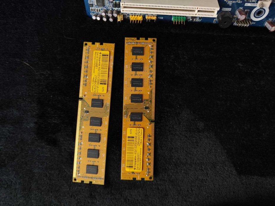 Опервтивная память Zeppelin DDR3 4 GBx2 1333 Mhz