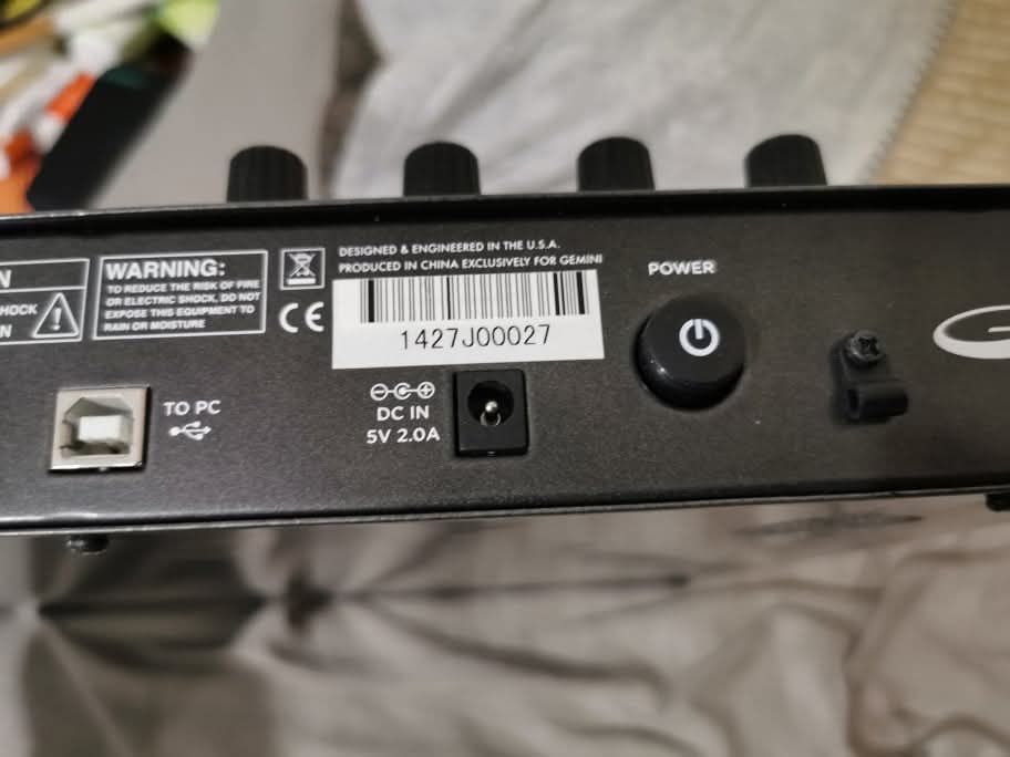 Контролер DJ Gemini G2V