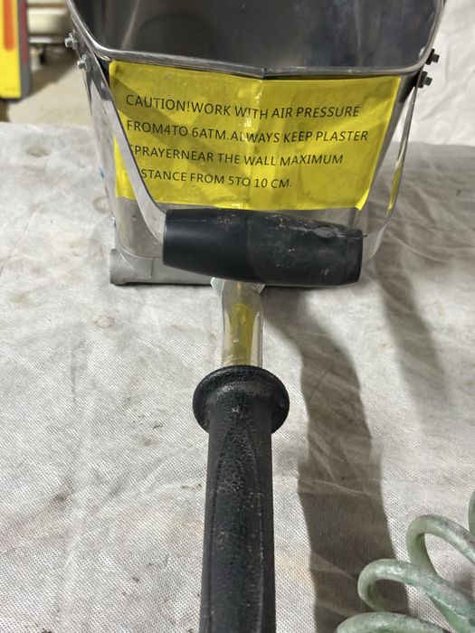 Продается Штукатурный хоппер - ковш