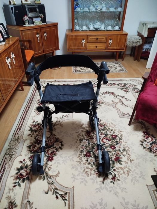 Mergator pentru persoane in varsta