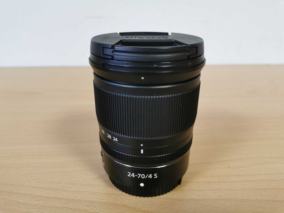 Nikon Nikkor 24-70mm F/4 S Full Frame обектив за Nikon Z фотоапарати