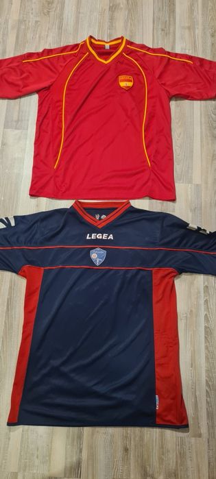 8 tricouri echipe fotbal