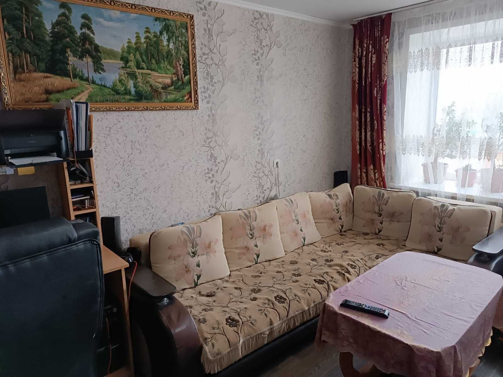 Продам 2 комнатную квартиру в районе Пирамиды