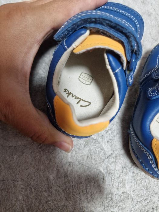 Бебешки обувки за прохождане нови 18 номер Clarks