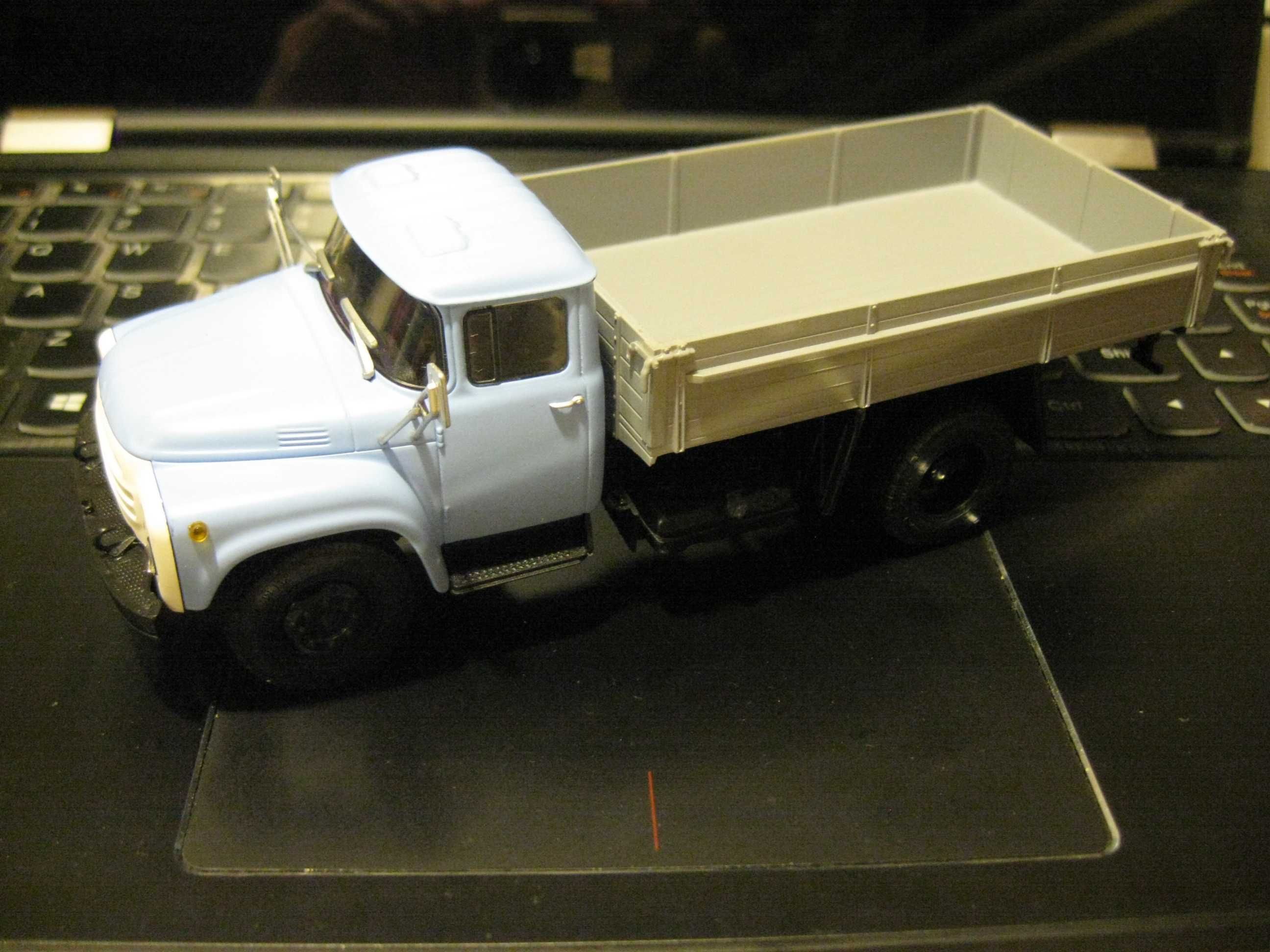 Мащабни модели Русия 1/43, ЗиЛ, КиМ, Maserati