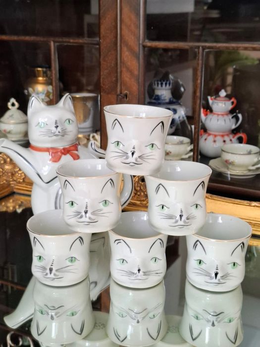 Ретро български комплект