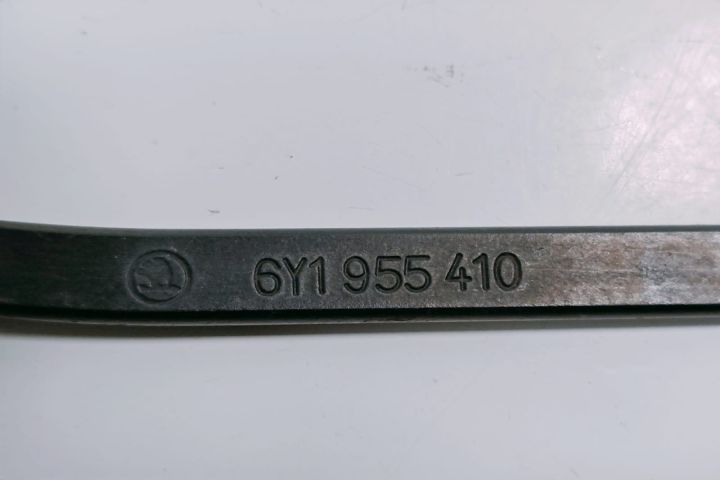 Brat stergator dreapta 6Y1955410 Volkswagen VW Polo a 4-a generatie 9