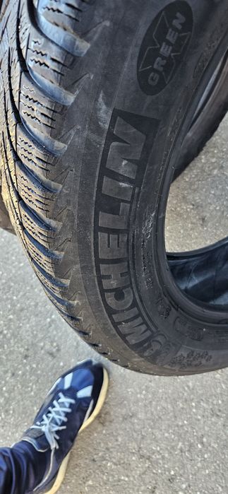 Cauciucuri iarna 215 60 17