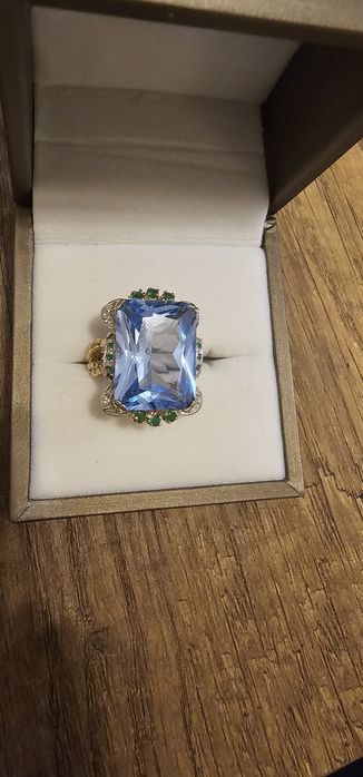 Пръстен с аквамарин