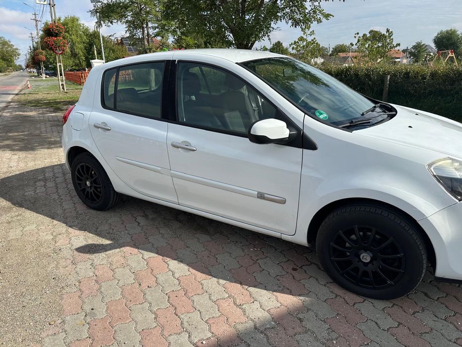 2010 Renault Clio