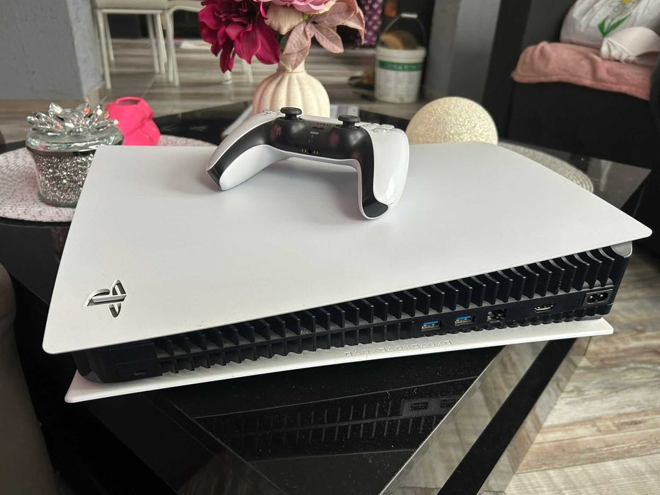 Playstation 5,запазен