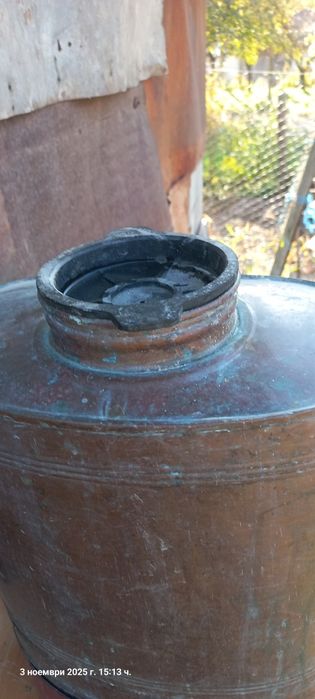 Стара пръскачка работи